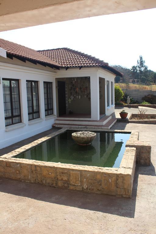 Bottom Of Boden Hotel Benoni Exterior photo