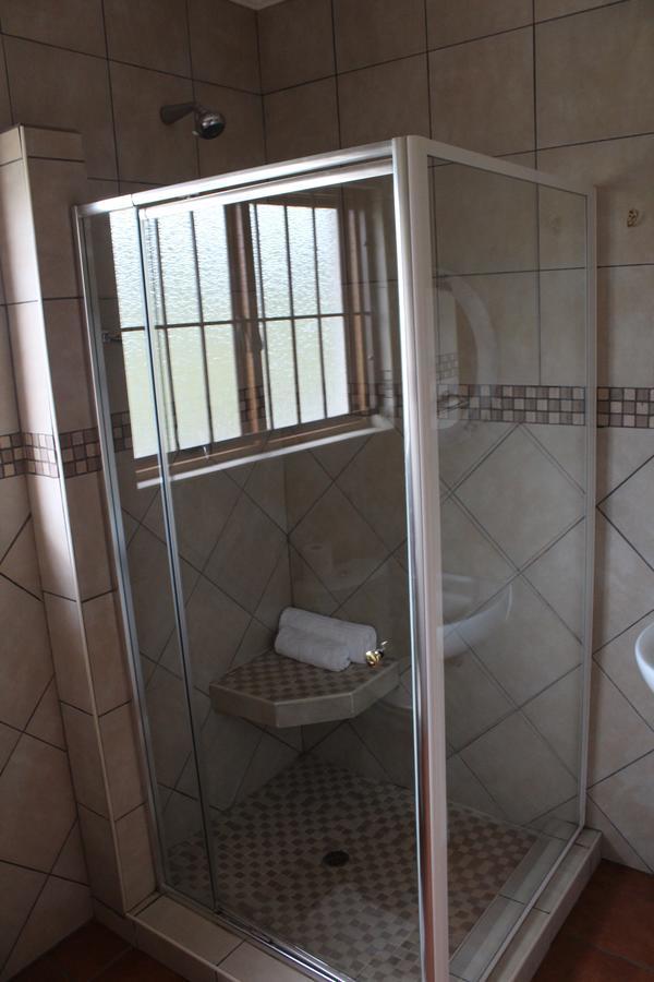 Bottom Of Boden Hotel Benoni Exterior photo