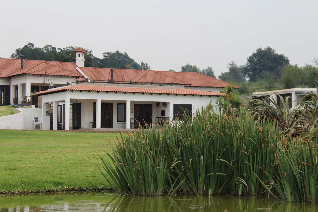 Bottom Of Boden Hotel Benoni Exterior photo